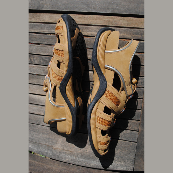 CLARKS Springer Bungie Slip-ons Leather Sz 7-1/2 - Picture 6 of 7